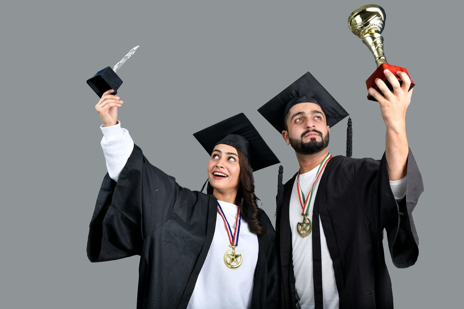 Merit-Based vs Need-Based Scholarships: Understanding the Differences